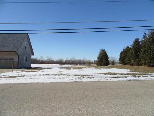 5024 47th Ave - Photo 1