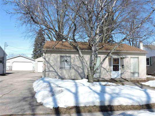 541 9th St - Photo 1