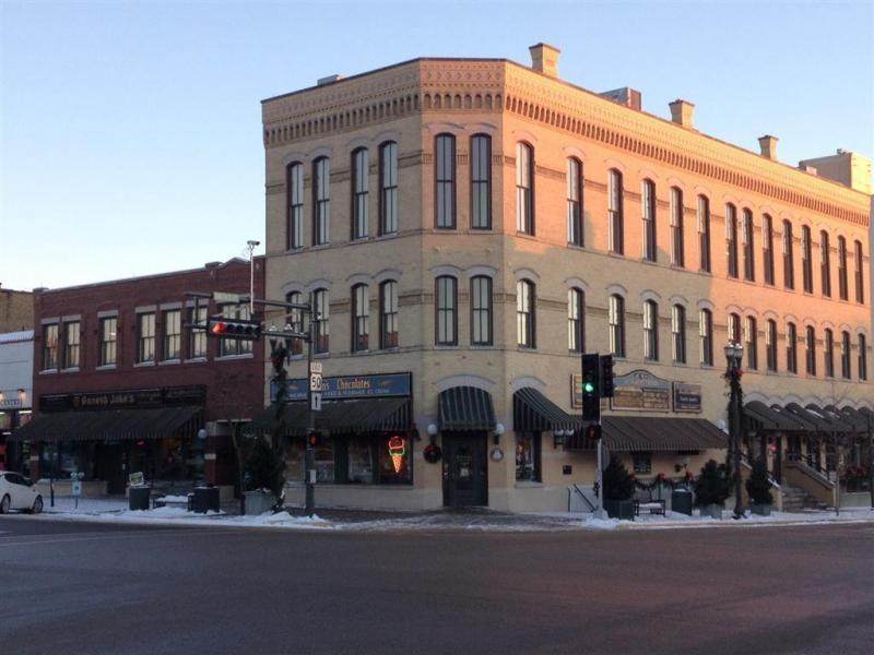 772 Main St - Photo 1
