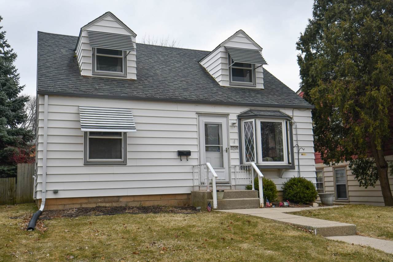 3724 88th St - Photo 1