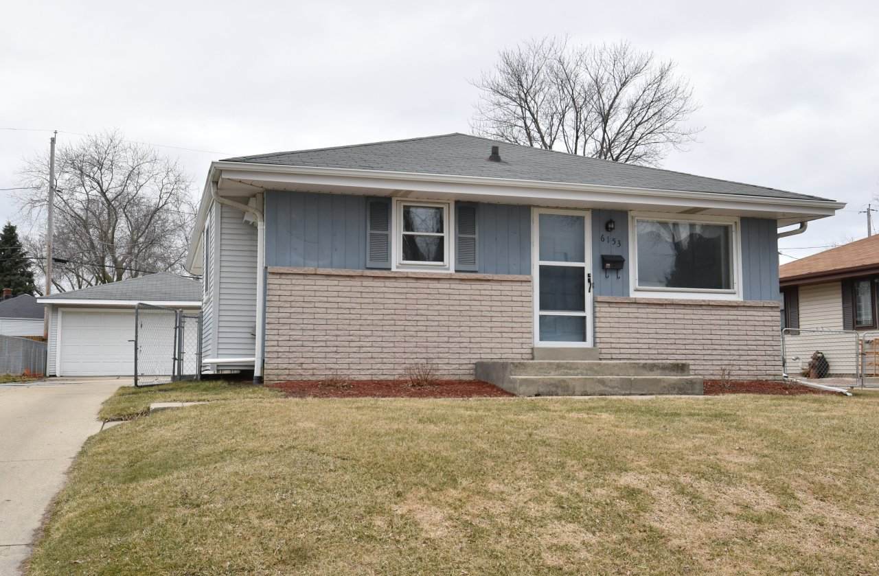 6153 Avalon St - Photo 1