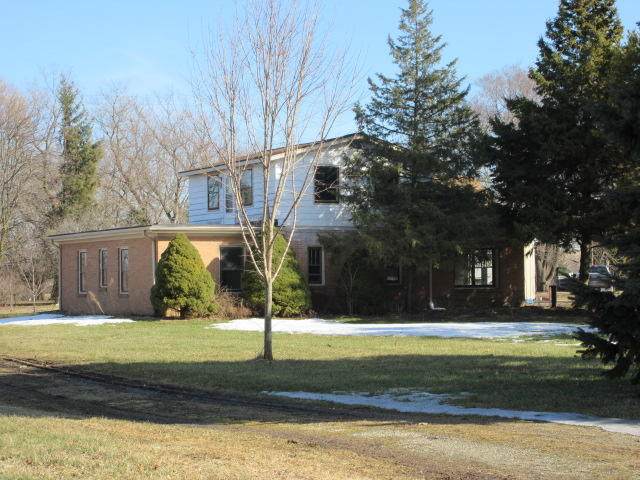 607 Stuart Rd - Photo 1