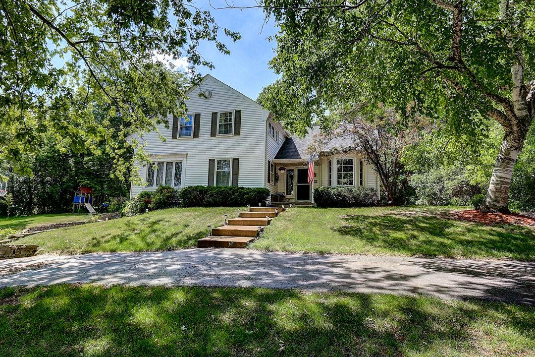 1335 Bonnie Ln - Photo 1