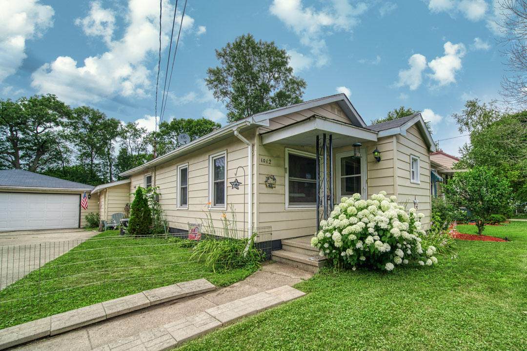 1012 83rd St - Photo 1