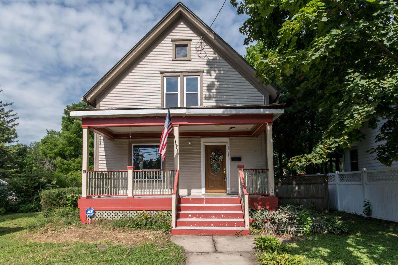 1012 Ninth St - Photo 1
