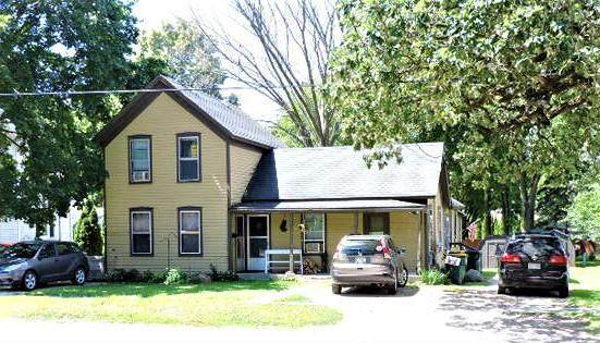 510 Whitewater Ave - Photo 1