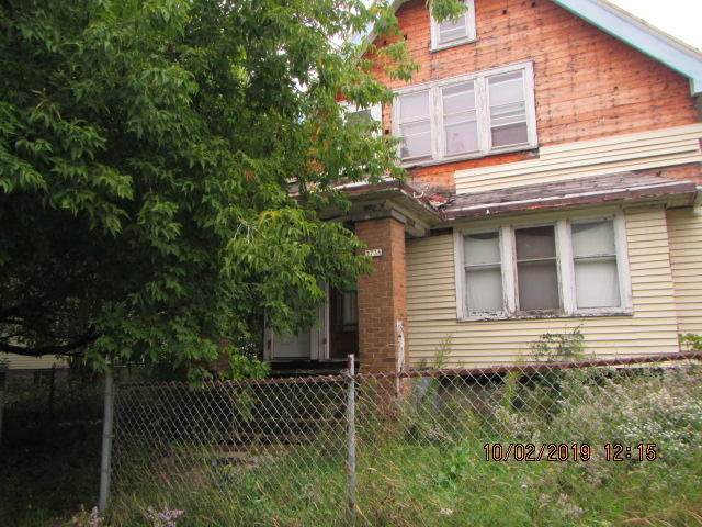 3736 Port Washington Ave - Photo 1