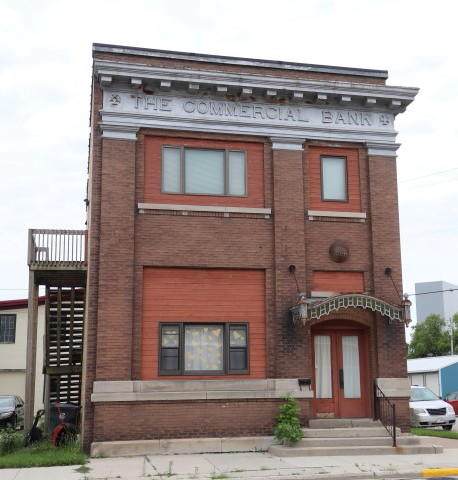 301 Main St - Photo 1