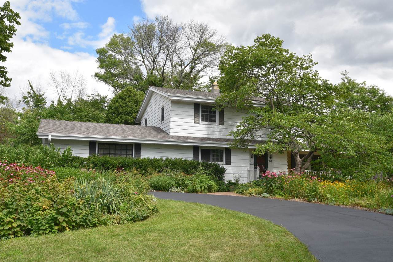 100 Eastmoor Ave - Photo 1