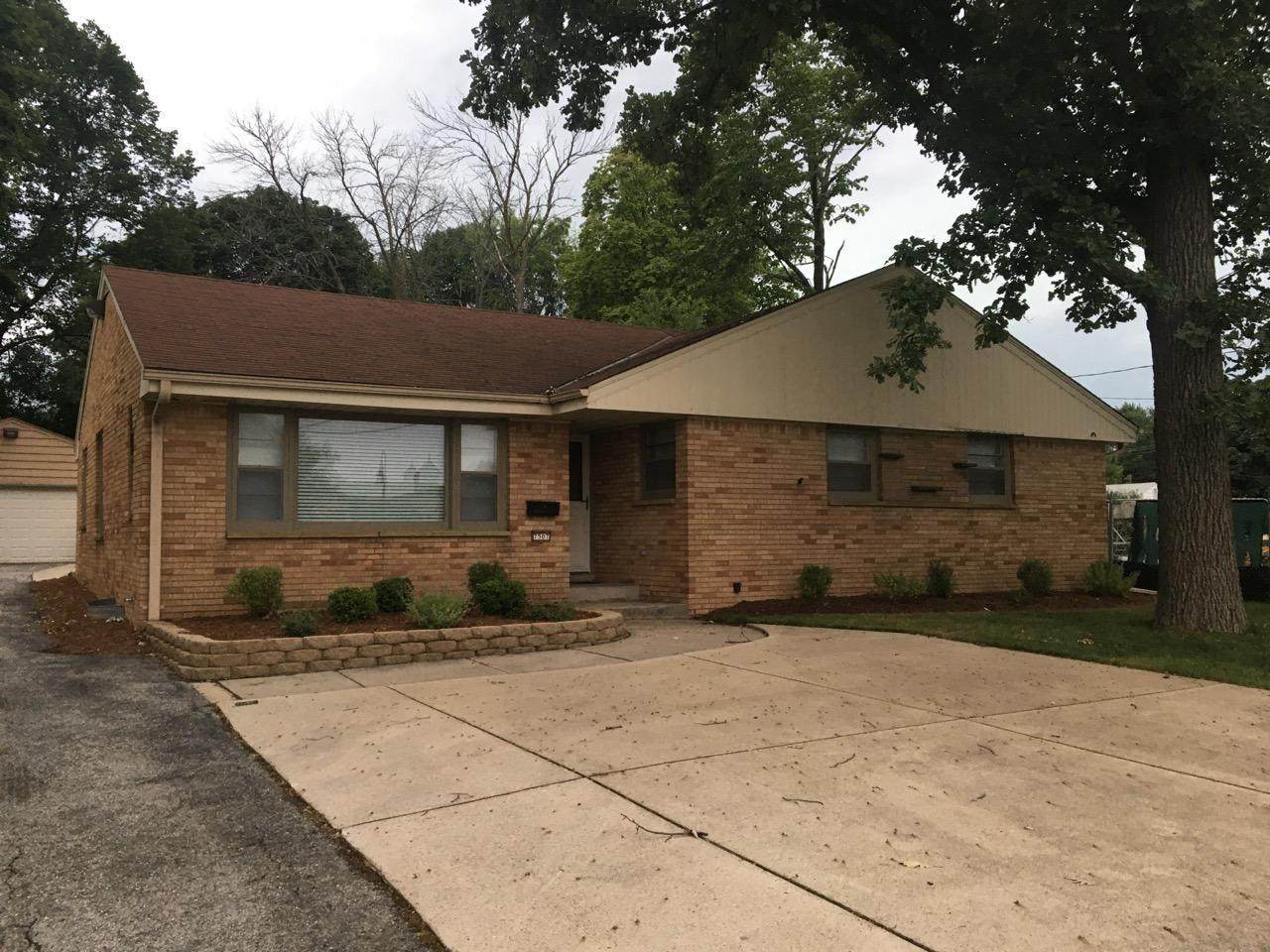 7507 Cold Spring Rd - Photo 1