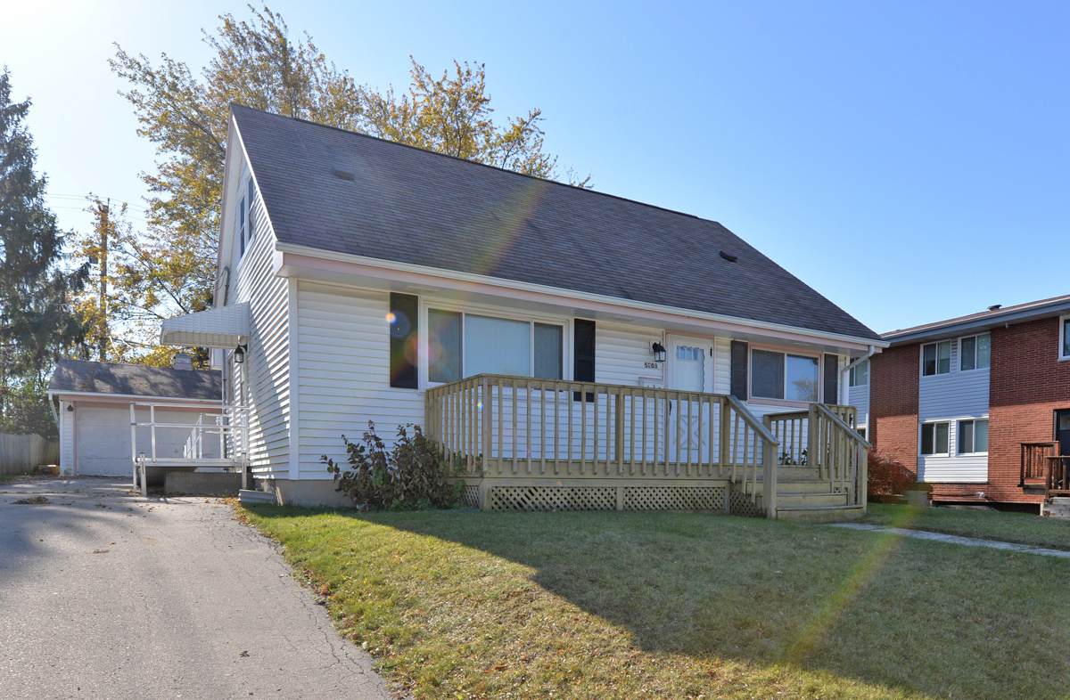 5203 Sixteenth St - Photo 1