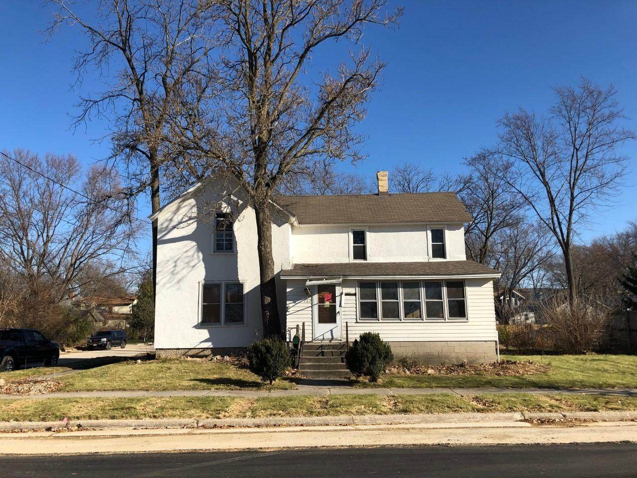 703 Westover St - Photo 1