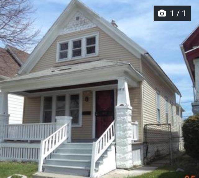 2912 21st St - Photo 1