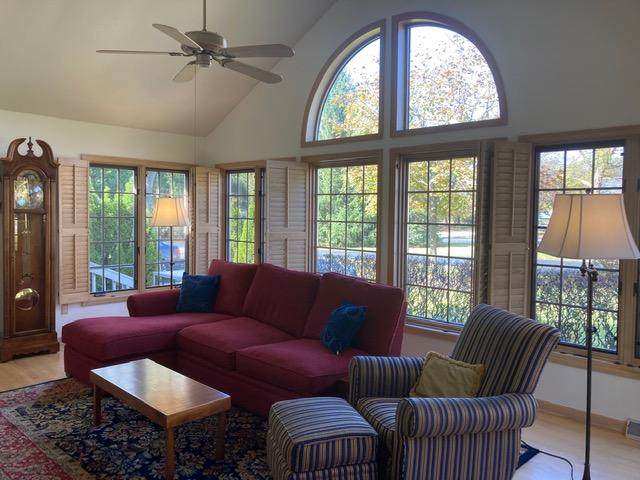 2350 Walnut Grove Ct - Photo 1