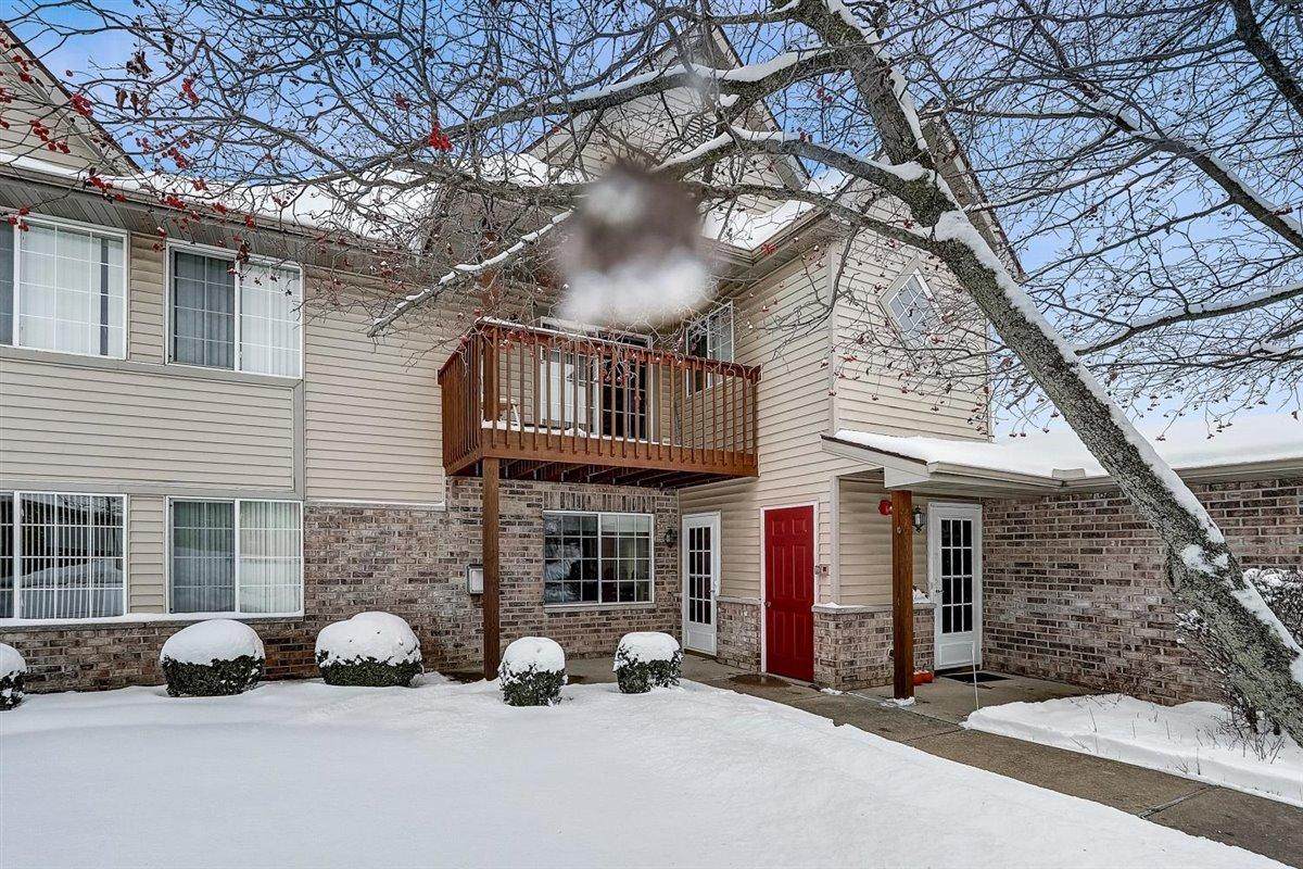 211 Oak Leaf Dr - Photo 1