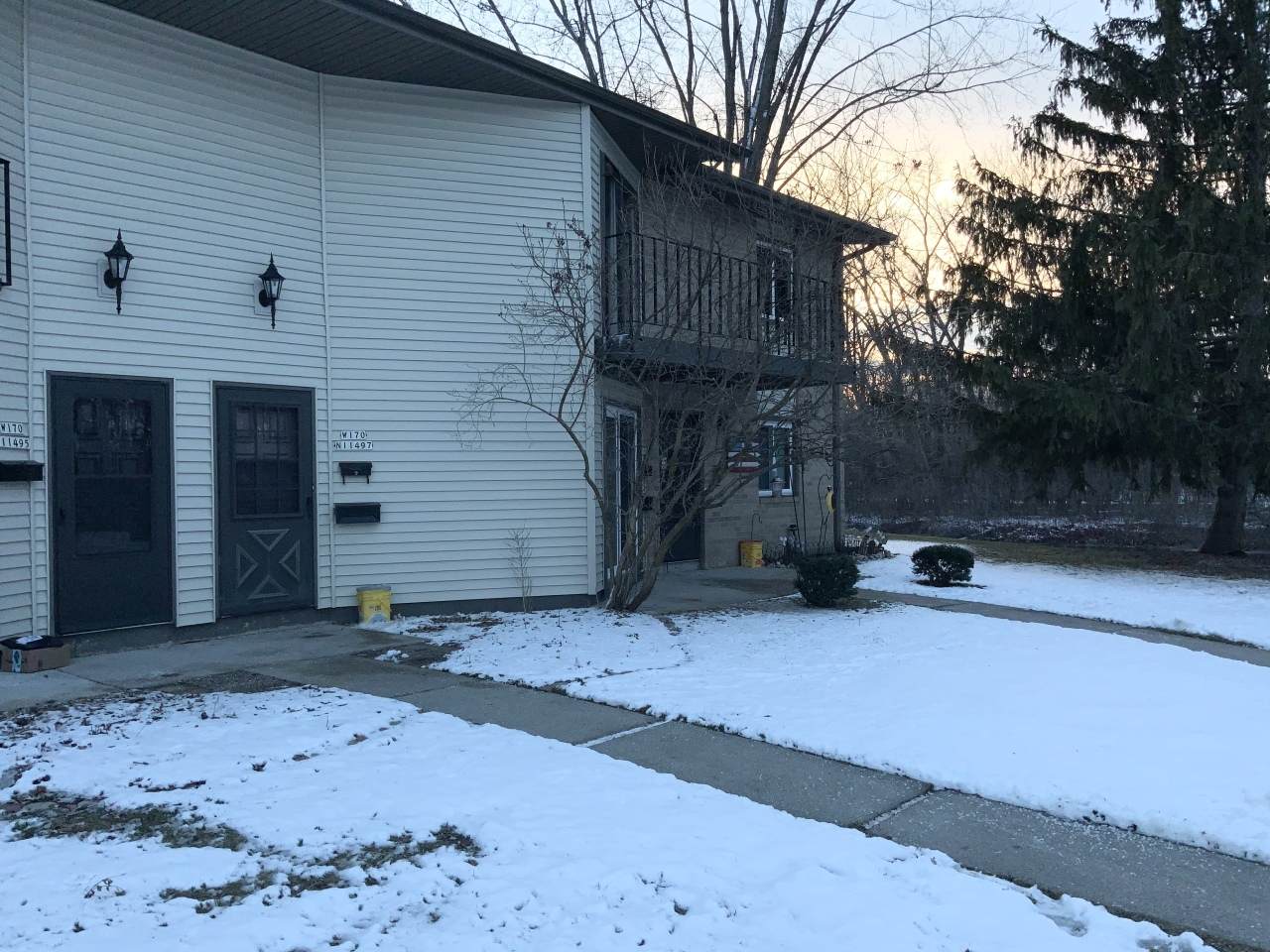 W170N11497 Armada Dr - Photo 1