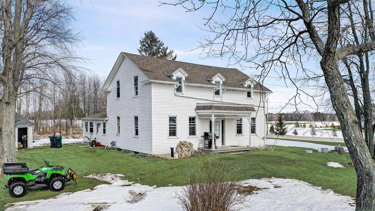 804 Lakefield Rd - Photo 1