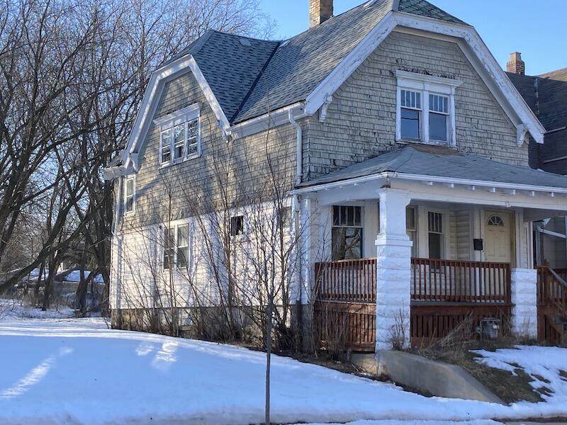 3361 1st St - Photo 1