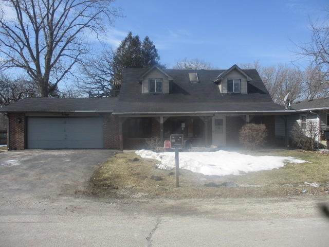 3160 Coolidge Ave - Photo 1