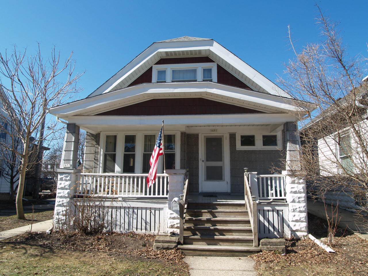 1651 58th St - Photo 1