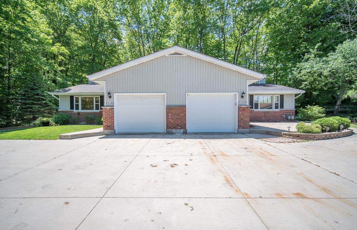 2122 Willowbrook Dr - Photo 1