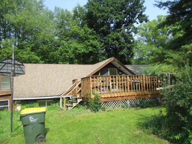 405 Elizabeth St - Photo 1