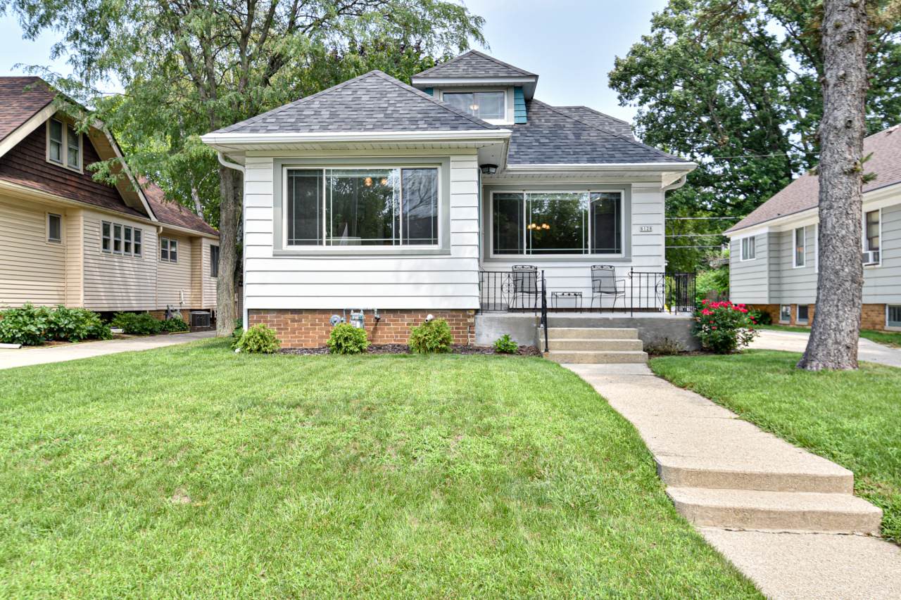 8128 Stickney Ave - Photo 1
