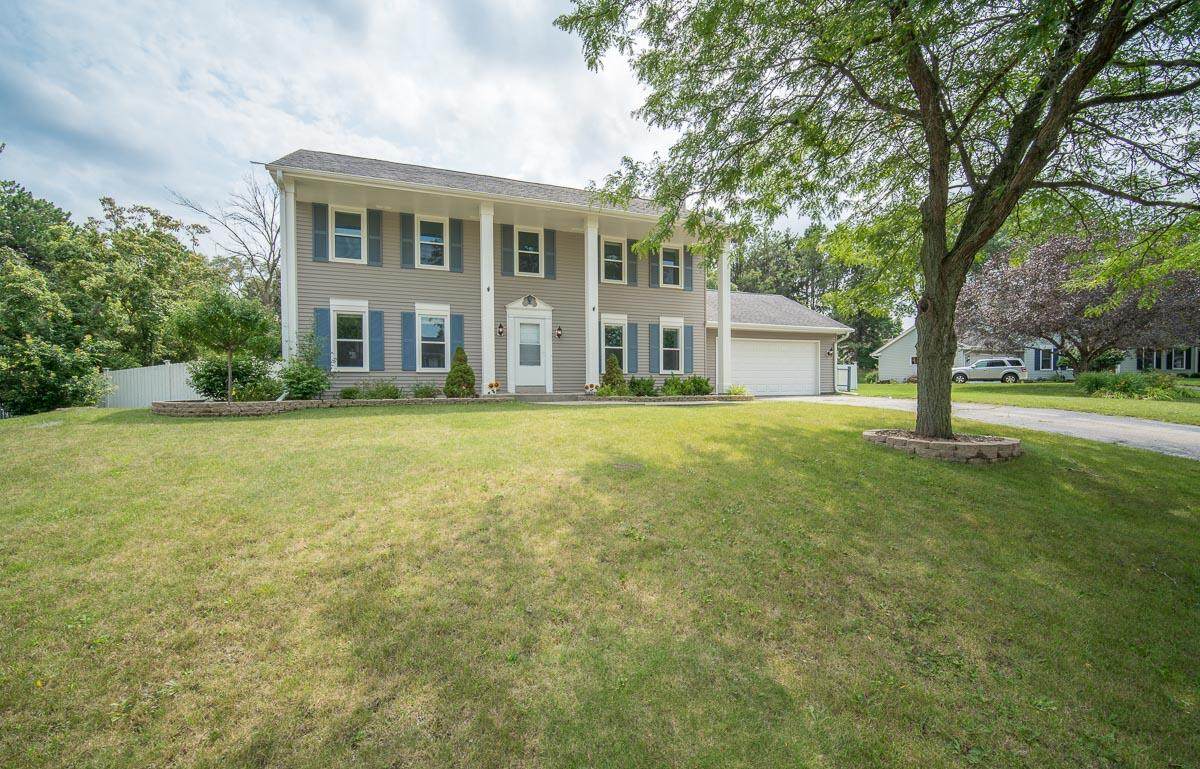 N80W14181 Campus Ct - Photo 1