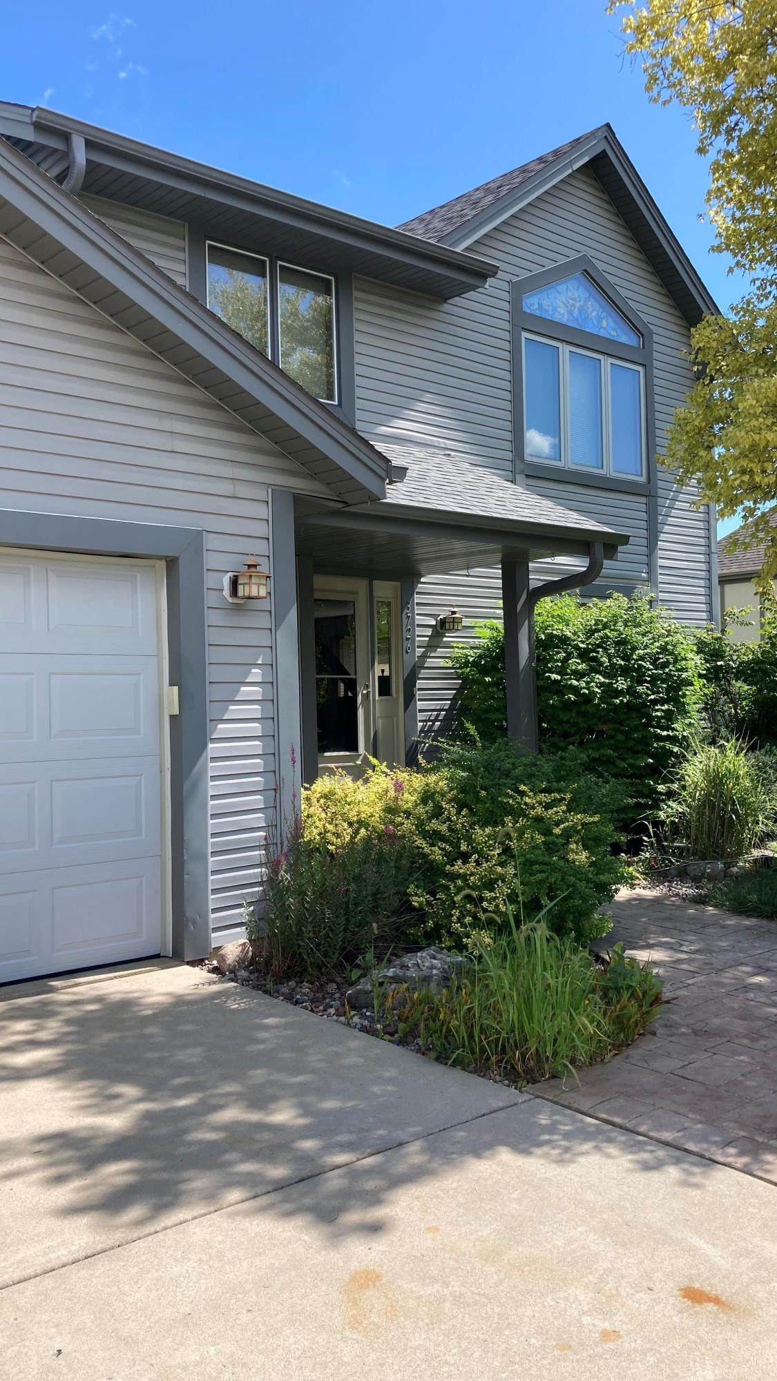 3726 Cypress Ln - Photo 1