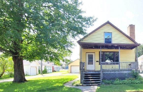 1013 16th St - Photo 1
