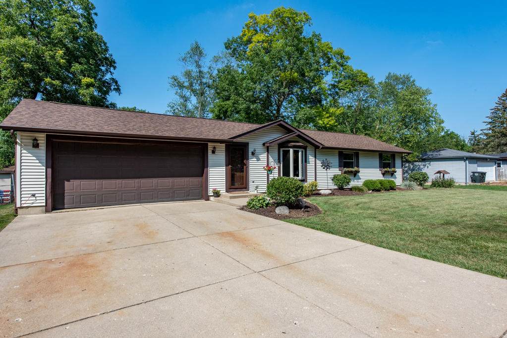26858 104th Pl - Photo 1