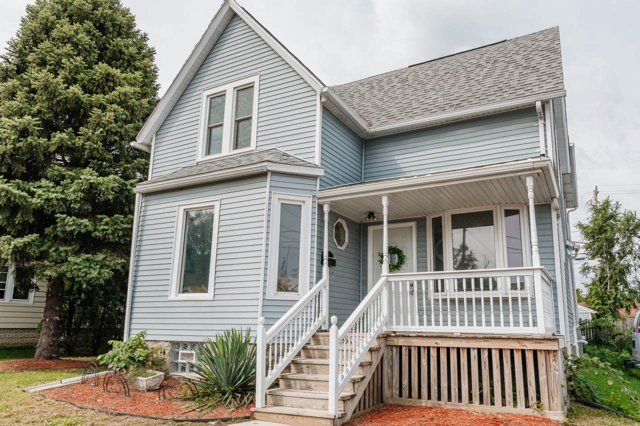 3206 Chicago Ave - Photo 1