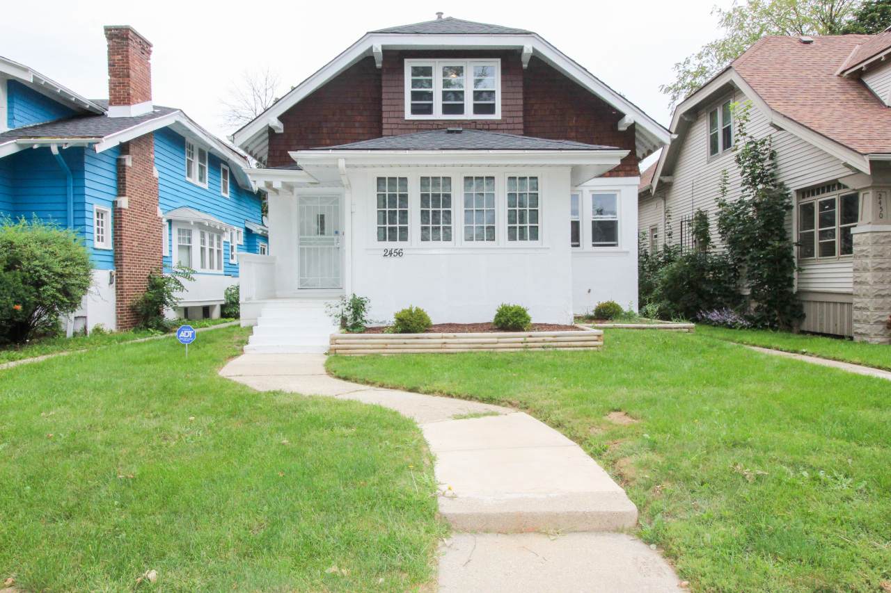 2456 46th St - Photo 1