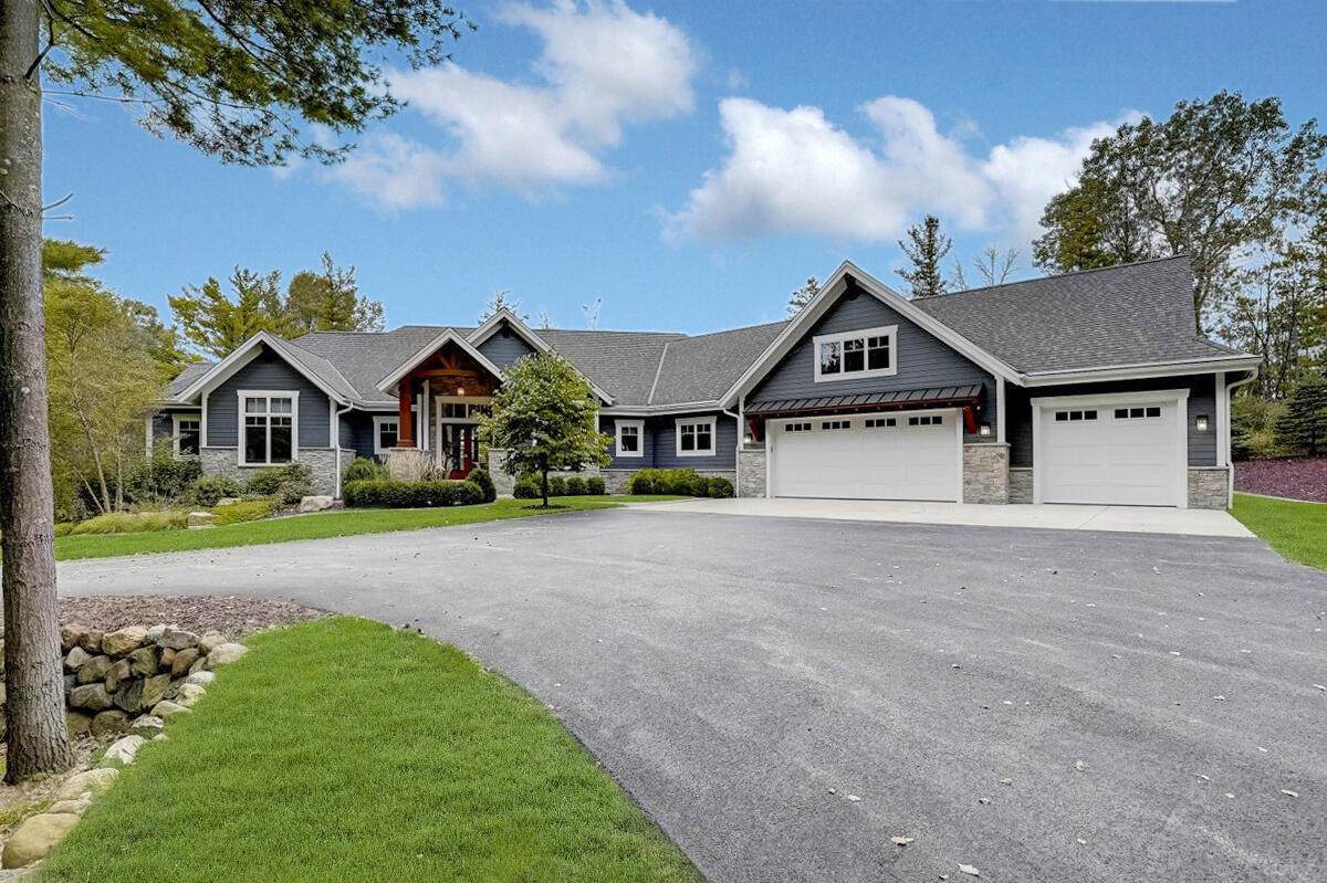 8075 Indian Lore Rd - Photo 1