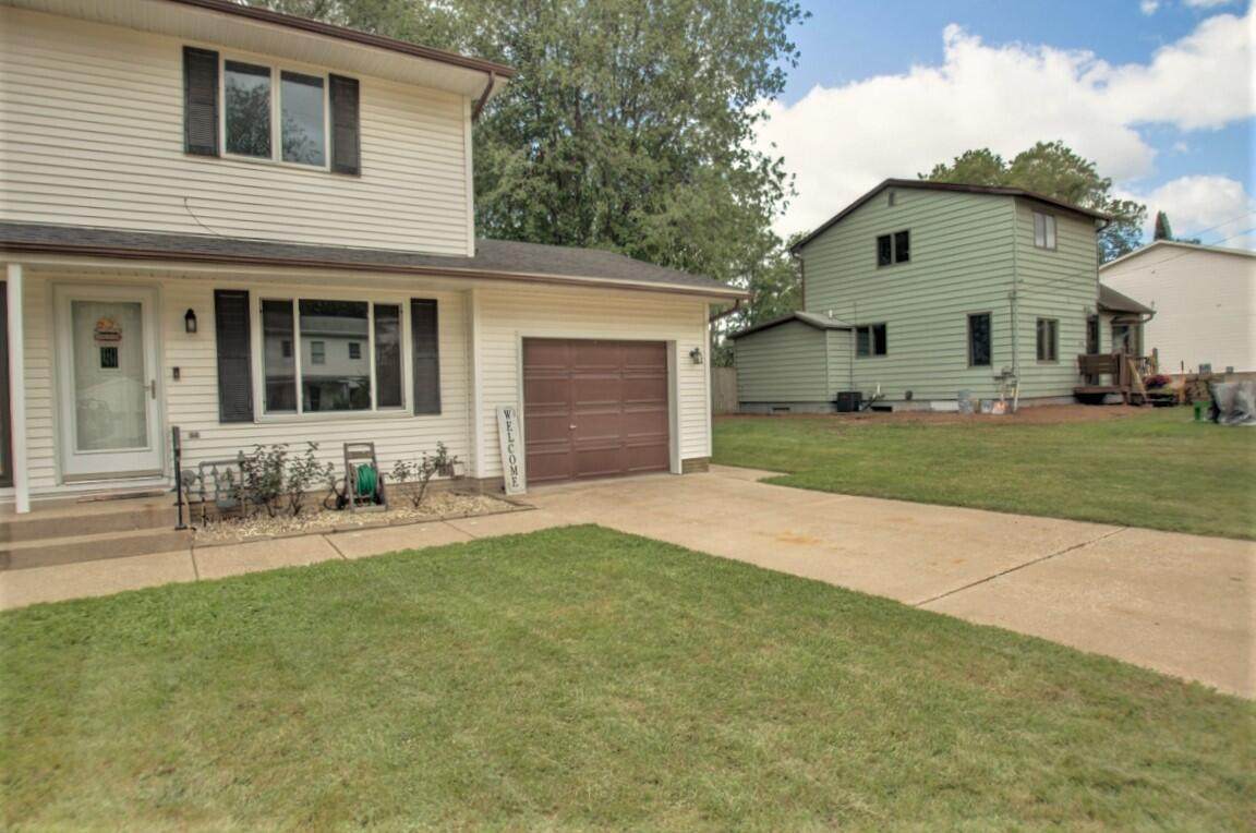 934 Green Bay St - Photo 1