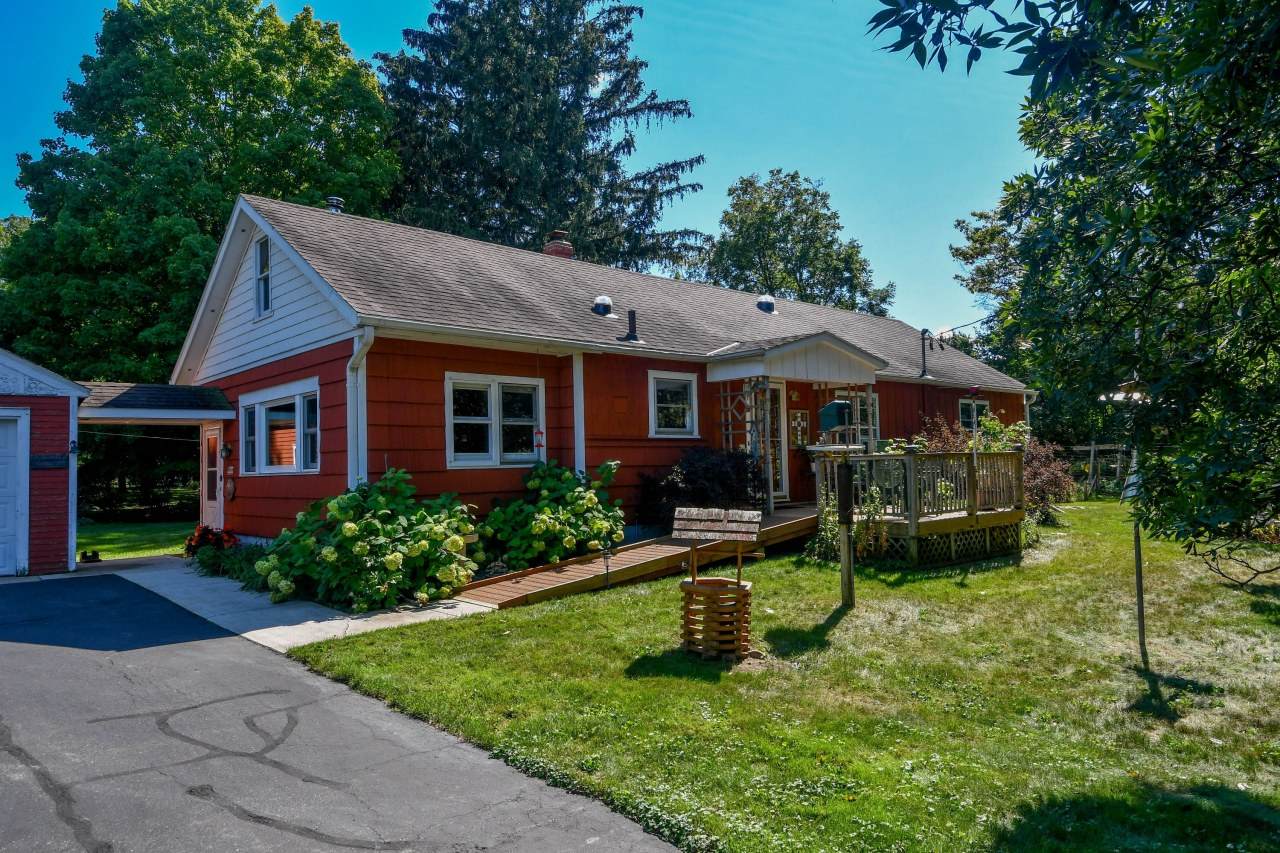 34941 Breezeland Rd - Photo 1