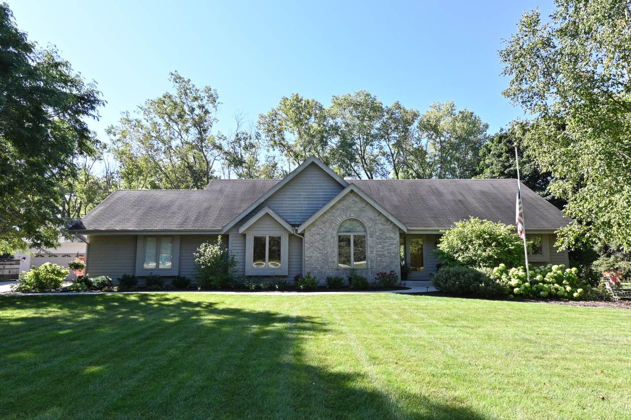 4355 Pleasant Valley Rd - Photo 1