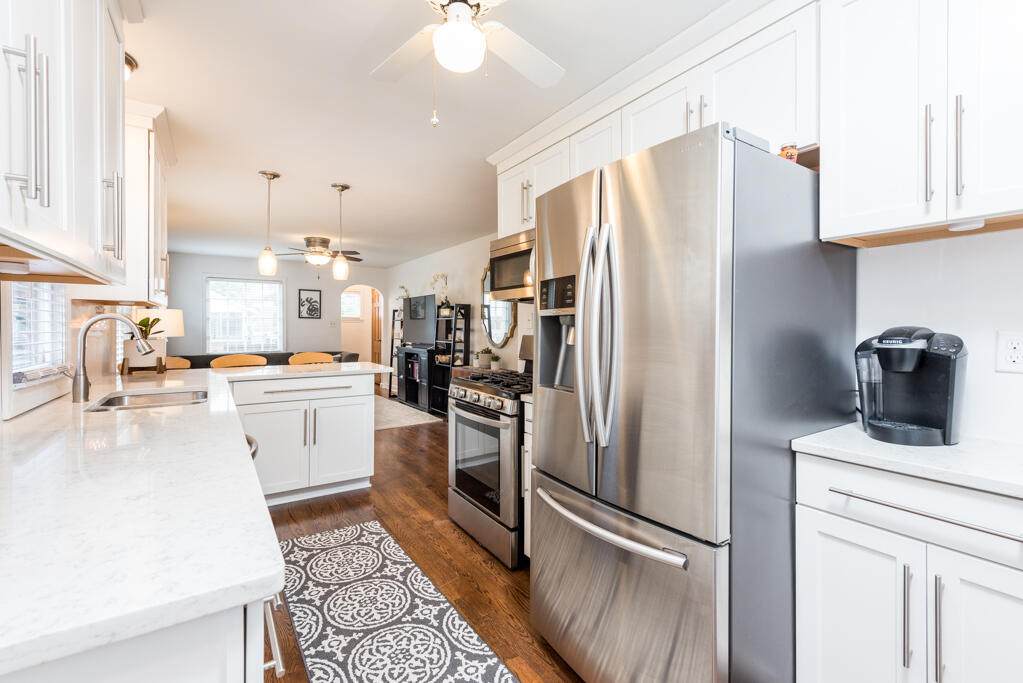 7305 8th Ave - Photo 1