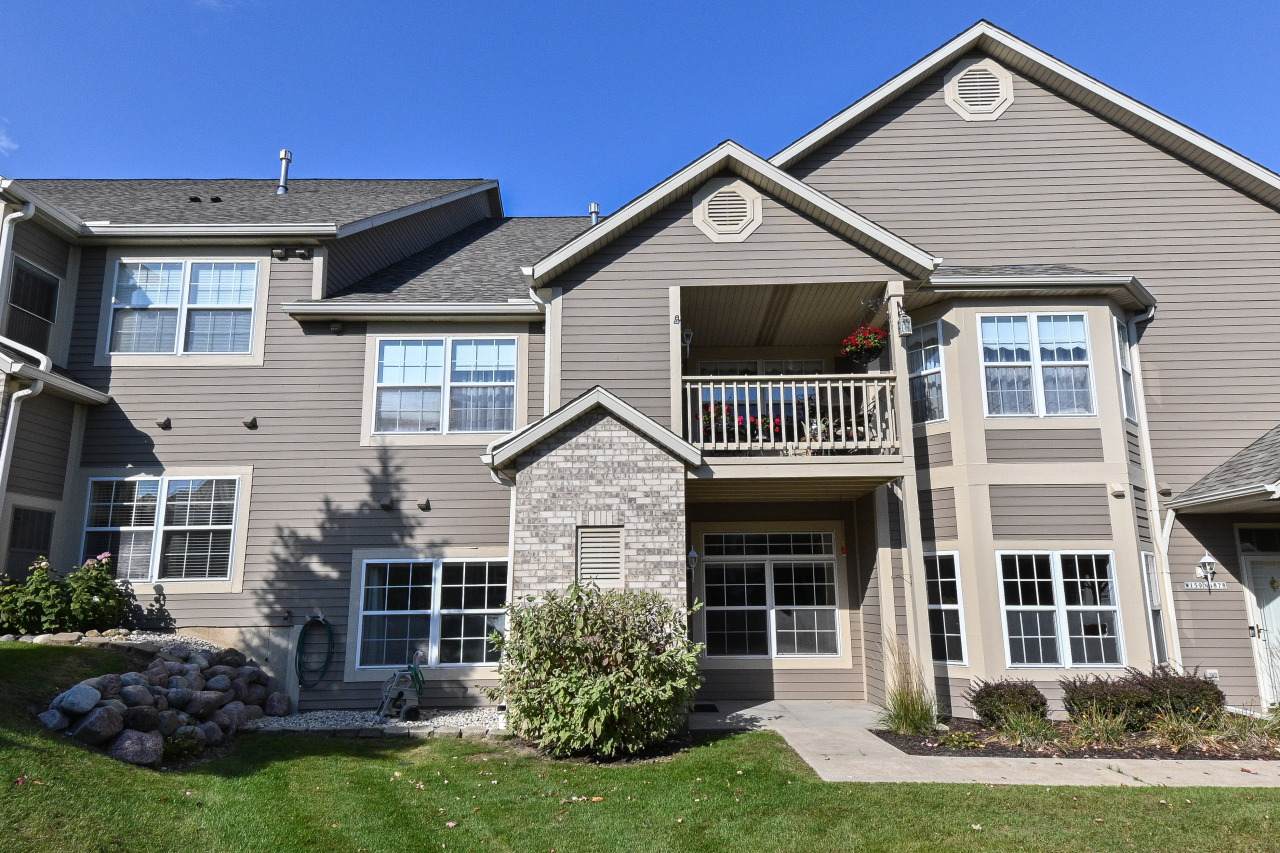W159N4880 Graysland Dr - Photo 1