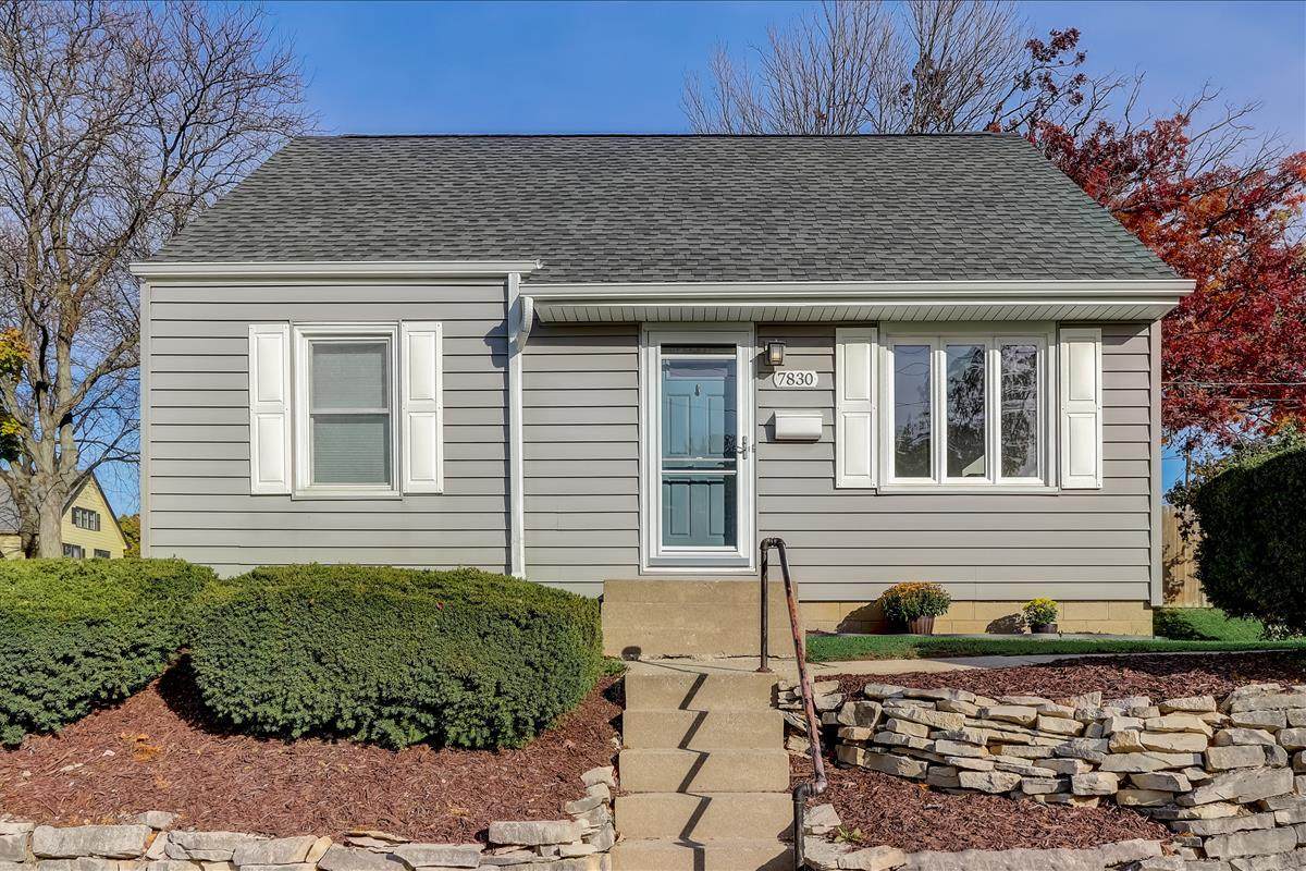 7830 Fairview Ave - Photo 1