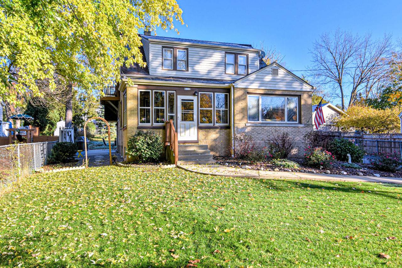 12712 Meadow Ln - Photo 1