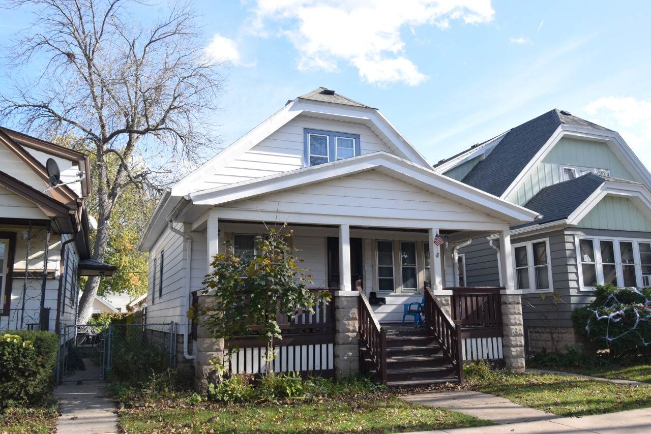 5364 39th St - Photo 1