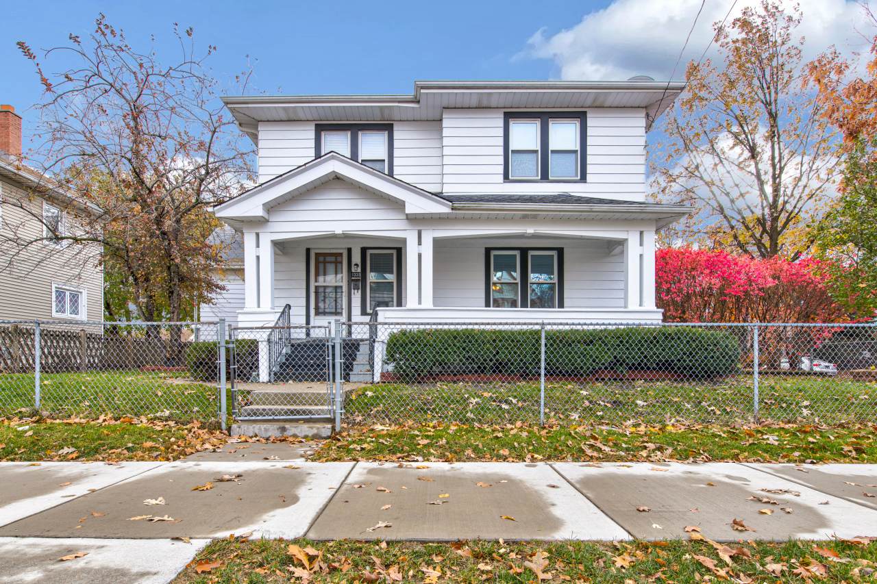 1335 Dakota St - Photo 1