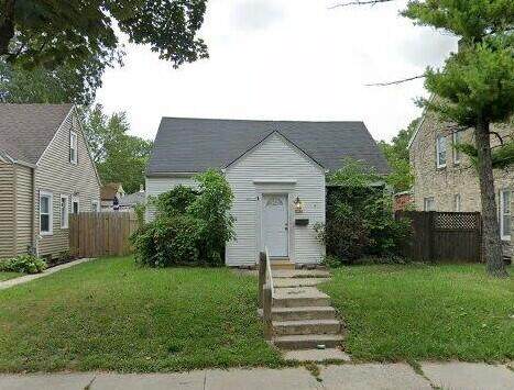 4546 40th St - Photo 1