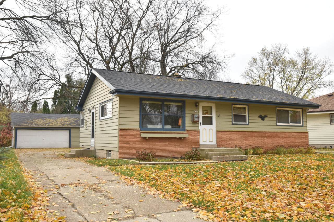 8207 Lynmar Ter - Photo 1