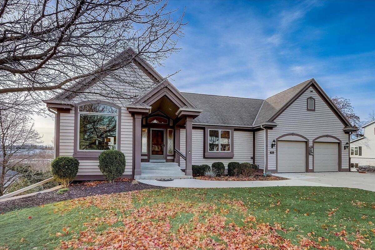 635 Pierre Ln - Photo 1