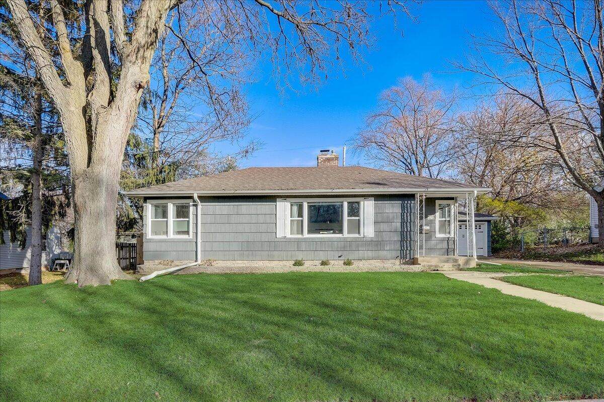 W166N8638 Theodore Ave - Photo 1