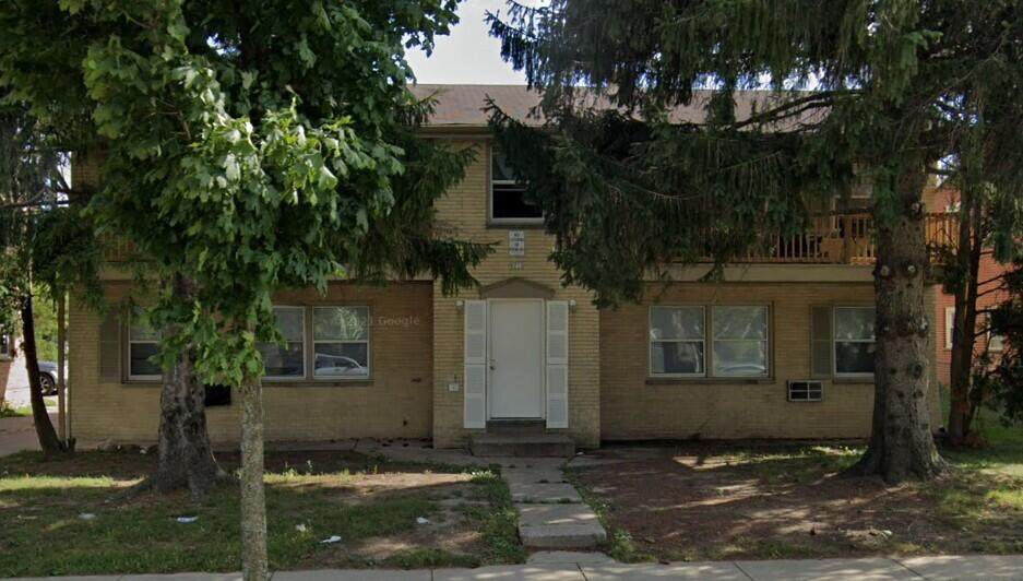 8711 Villard Ave - Photo 1