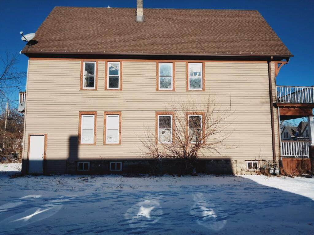 2543 36th St - Photo 1