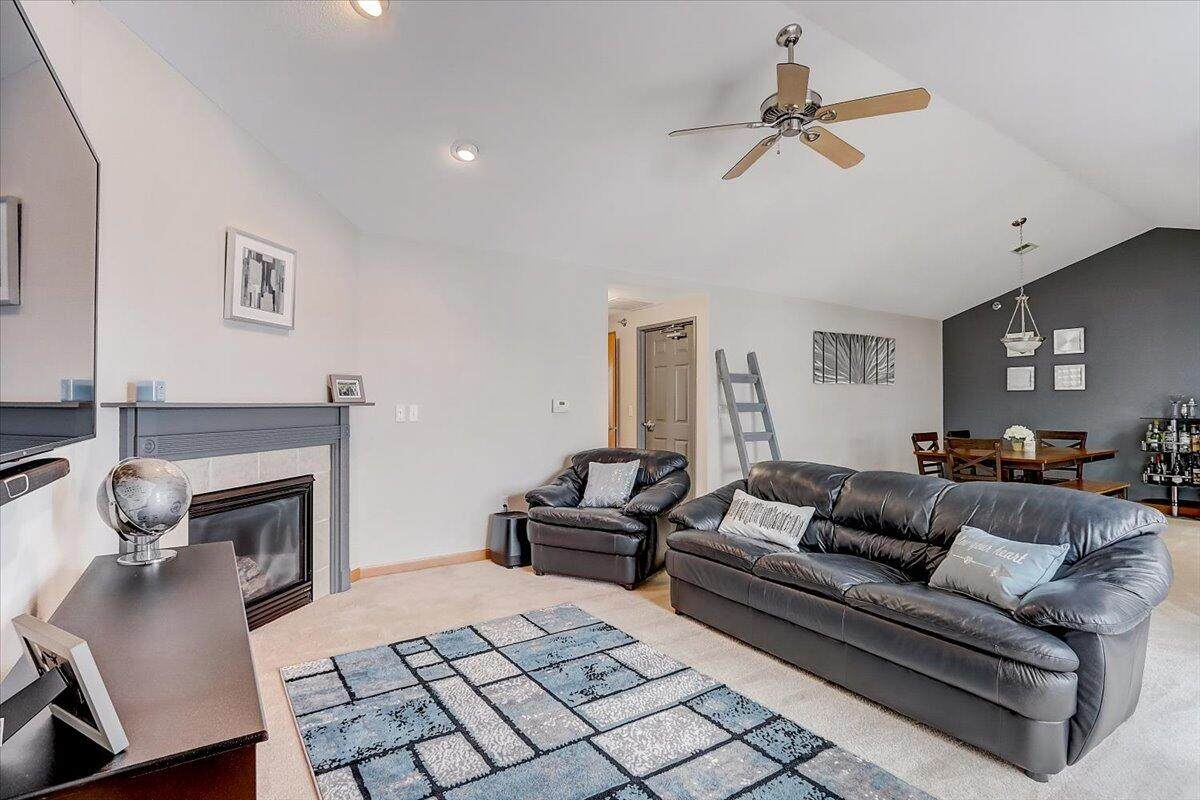 12201 Virginia Cir - Photo 1